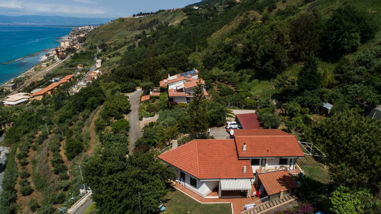 Villa Desideria A Pizzo 피조 외부 사진